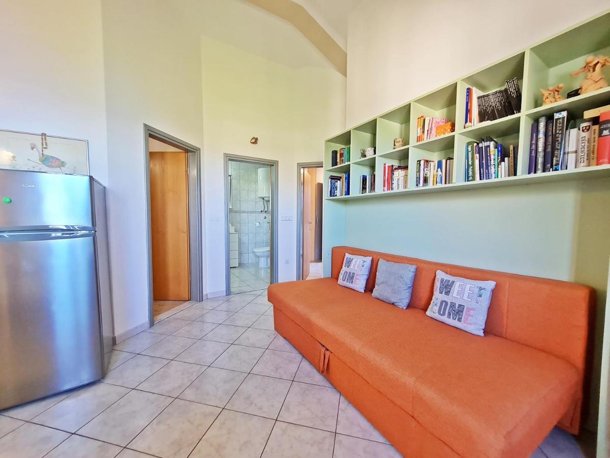 Apartment Ivana Borak Омиш Экстерьер фото