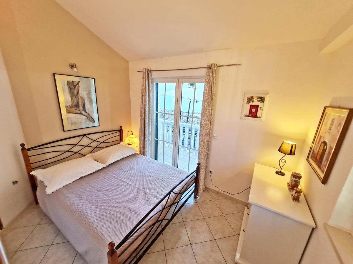 Apartment Ivana Borak Омиш Экстерьер фото